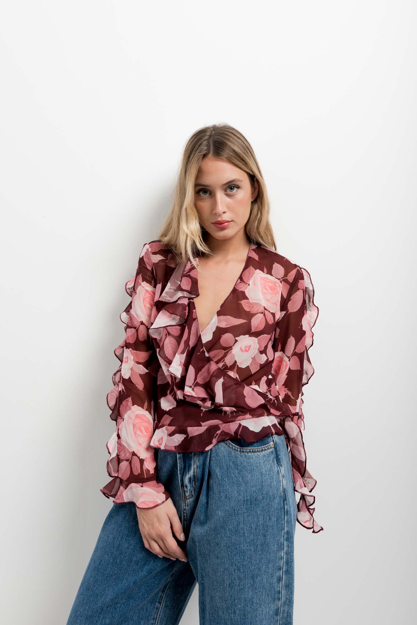 BLUSA VOLANTES ESTAMPADA